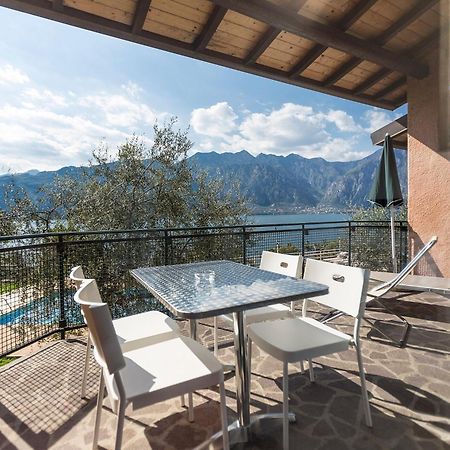Residence Parco Lago Di Garda Malcesine Eksteriør billede