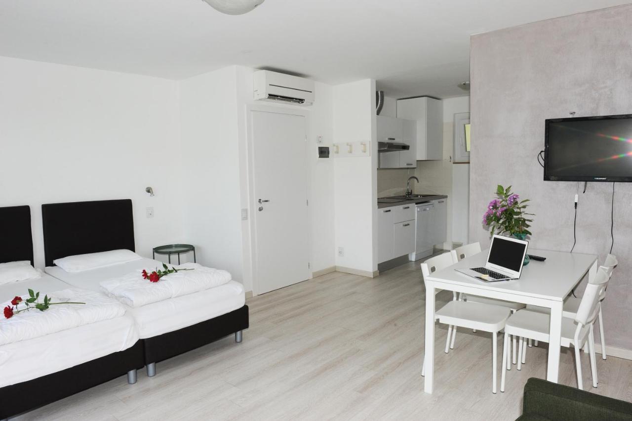 Residence Parco Lago Di Garda Malcesine Eksteriør billede