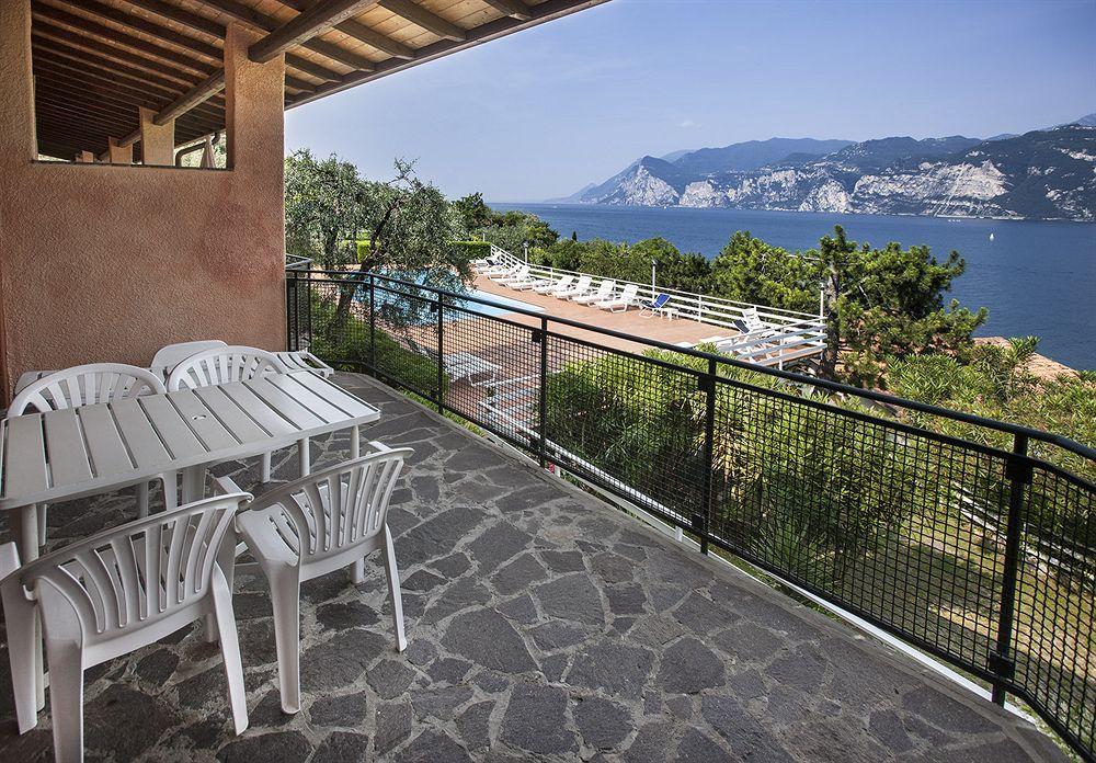 Residence Parco Lago Di Garda Malcesine Eksteriør billede