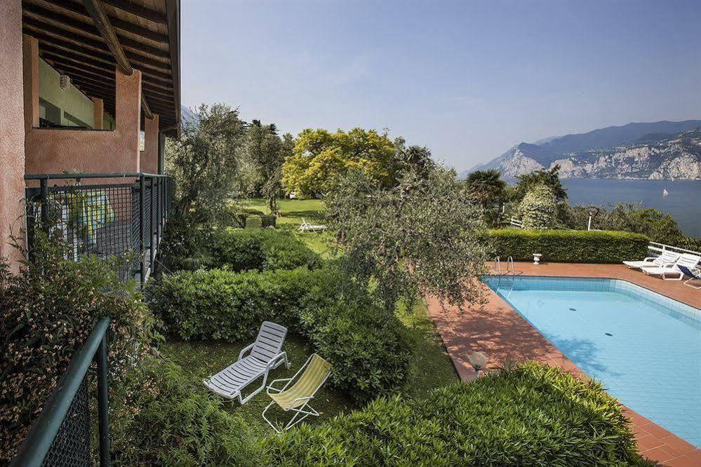 Residence Parco Lago Di Garda Malcesine Eksteriør billede