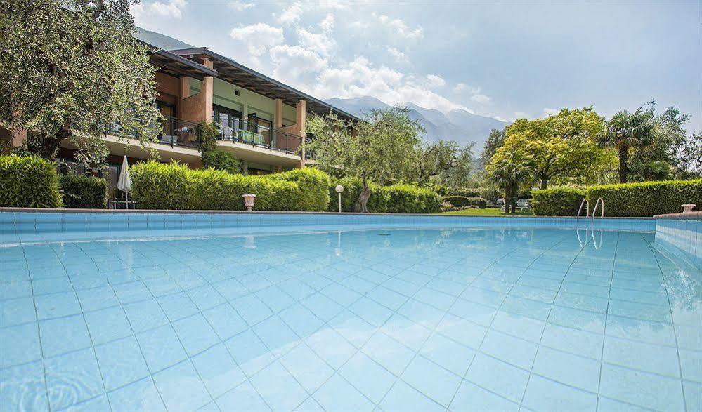 Residence Parco Lago Di Garda Malcesine Eksteriør billede