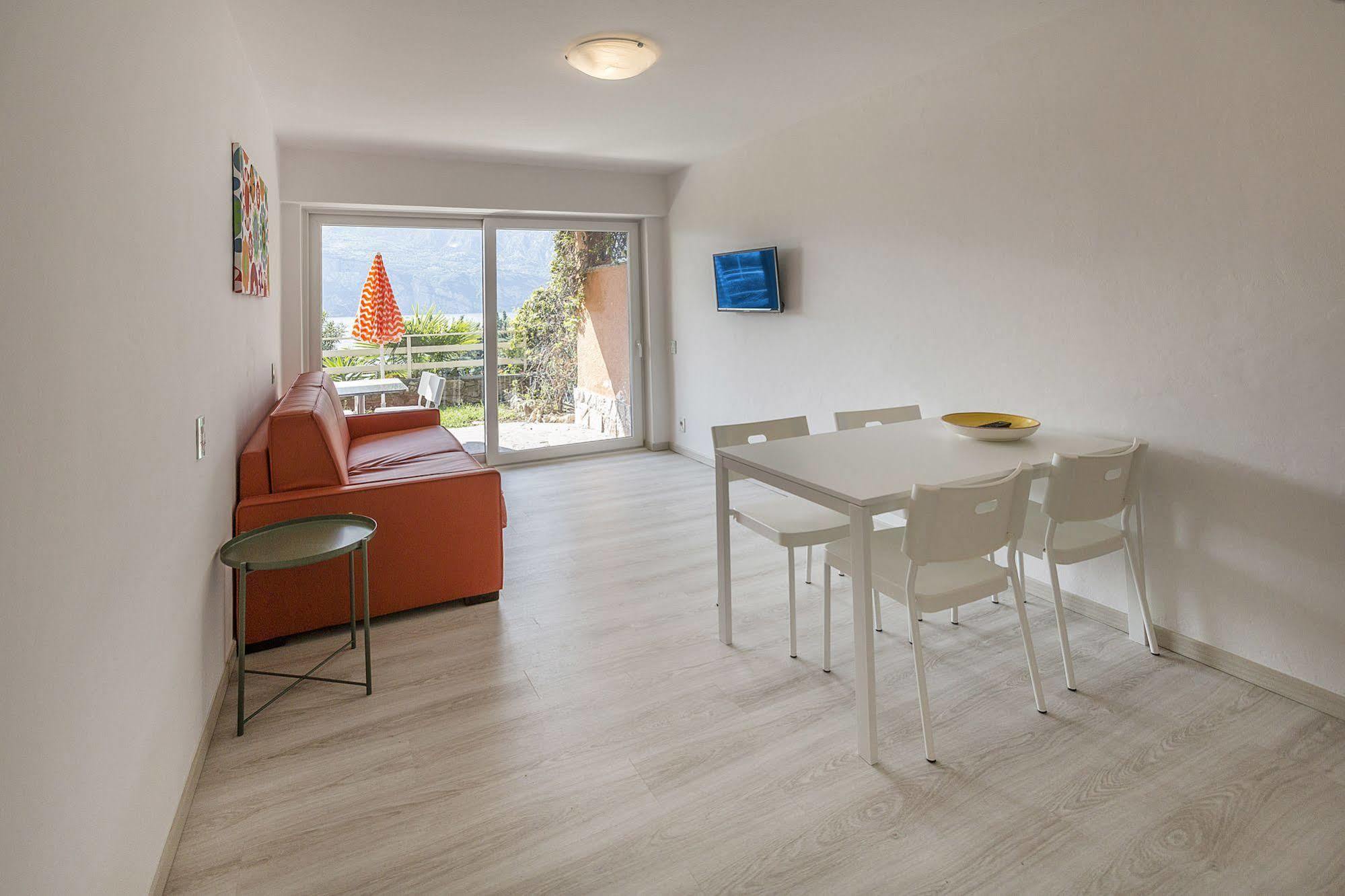 Residence Parco Lago Di Garda Malcesine Eksteriør billede