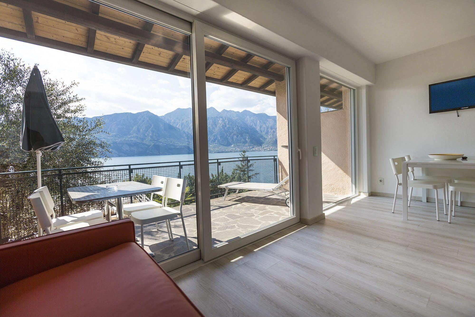 Residence Parco Lago Di Garda Malcesine Eksteriør billede