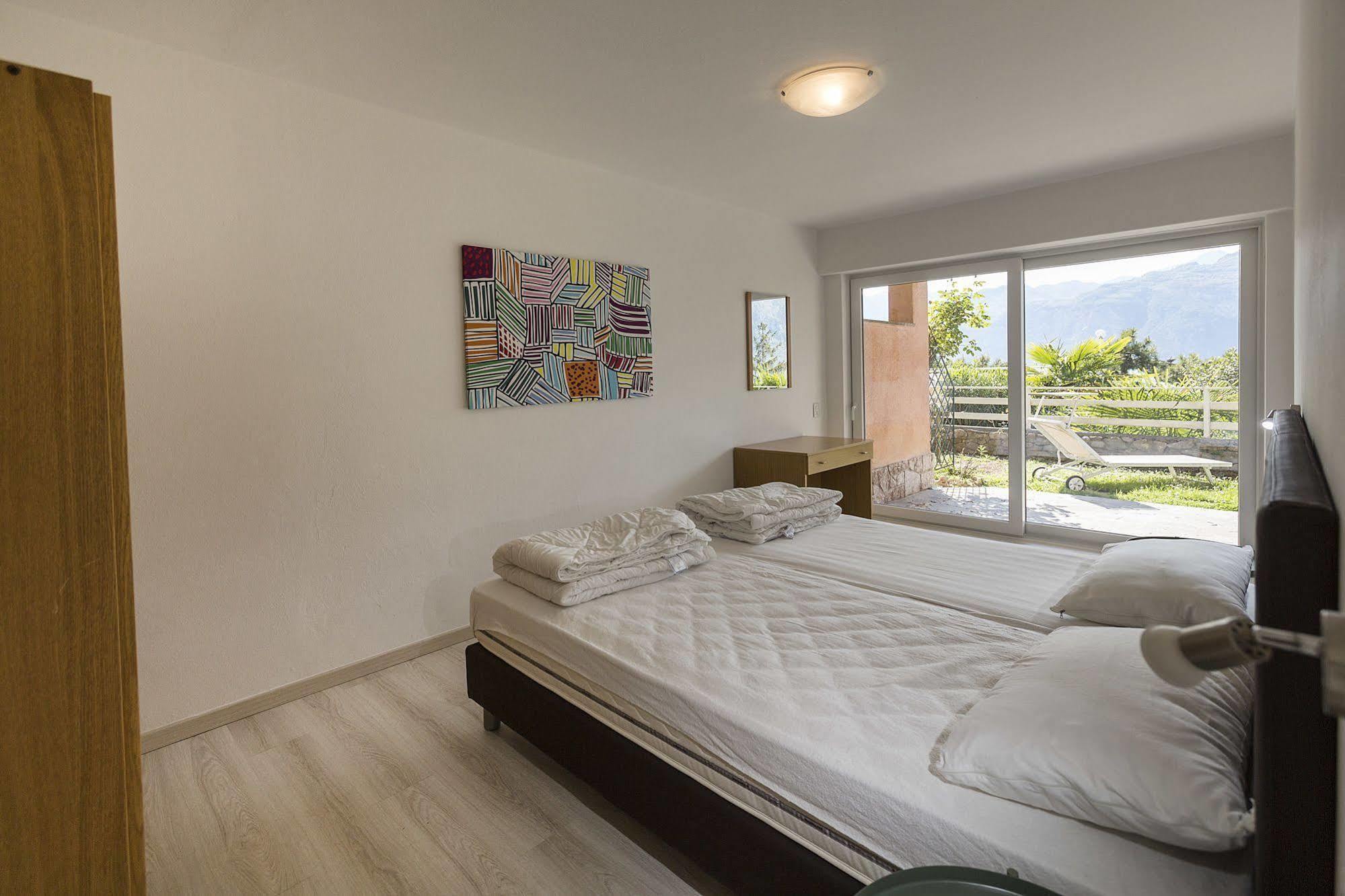 Residence Parco Lago Di Garda Malcesine Eksteriør billede