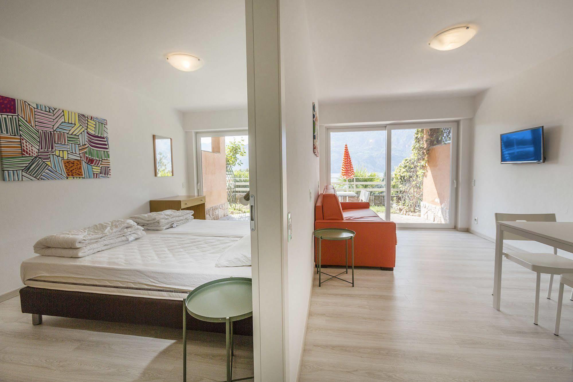 Residence Parco Lago Di Garda Malcesine Eksteriør billede