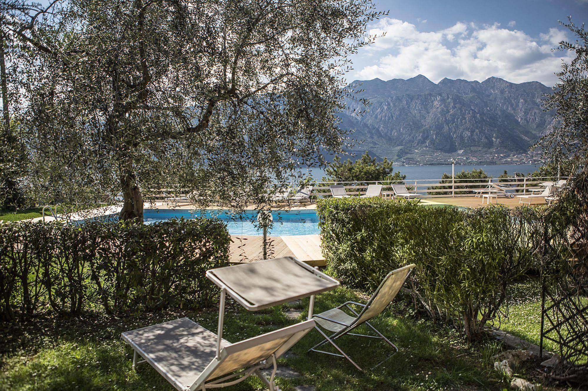 Residence Parco Lago Di Garda Malcesine Eksteriør billede